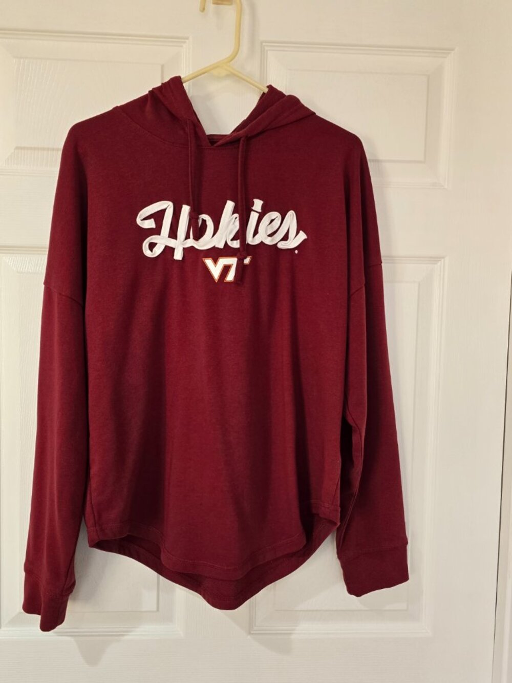 Virginia Tech Hokies Women's Captivating Lightweight Hoodie Curved Hem Maroon Lg - Picture 2 of 7